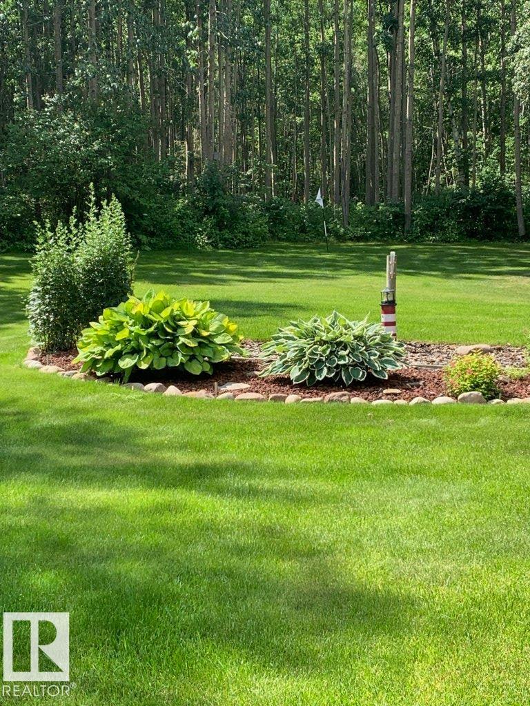 111 Crystal Springs Drive, Rural Wetaskiwin County, Alberta