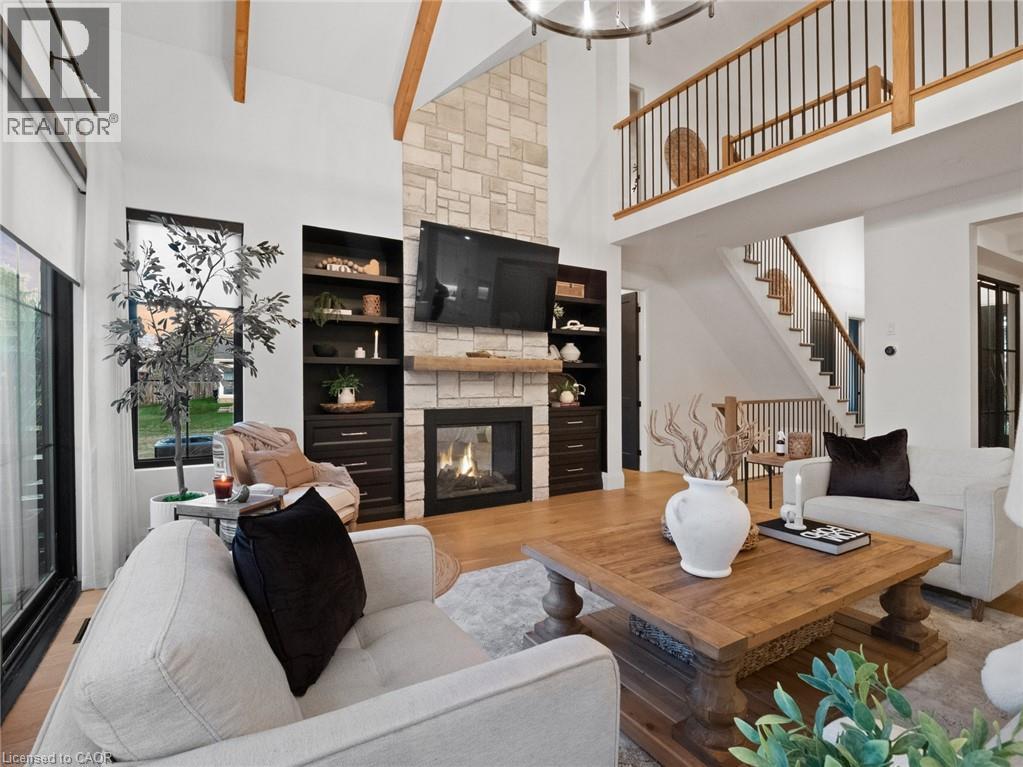 253 Central Avenue, Grimsby, Ontario  L3M 1X6 - Photo 11 - 40820894