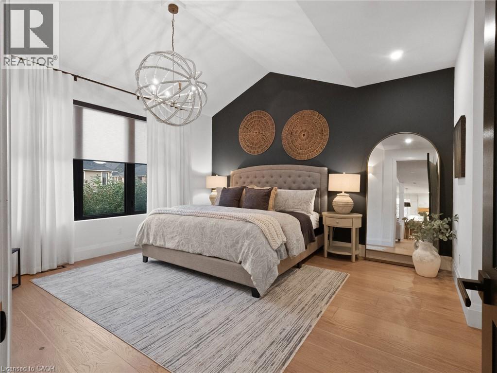 253 Central Avenue, Grimsby, Ontario  L3M 1X6 - Photo 12 - 40820894