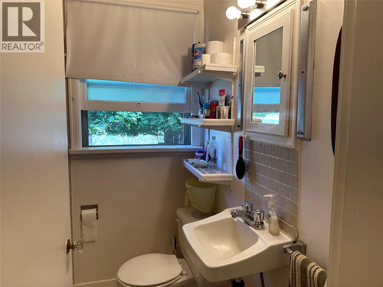 1348 Cedar Street, Okanagan Falls, British Columbia  V0H 1R0 - Photo 17 - 10354184