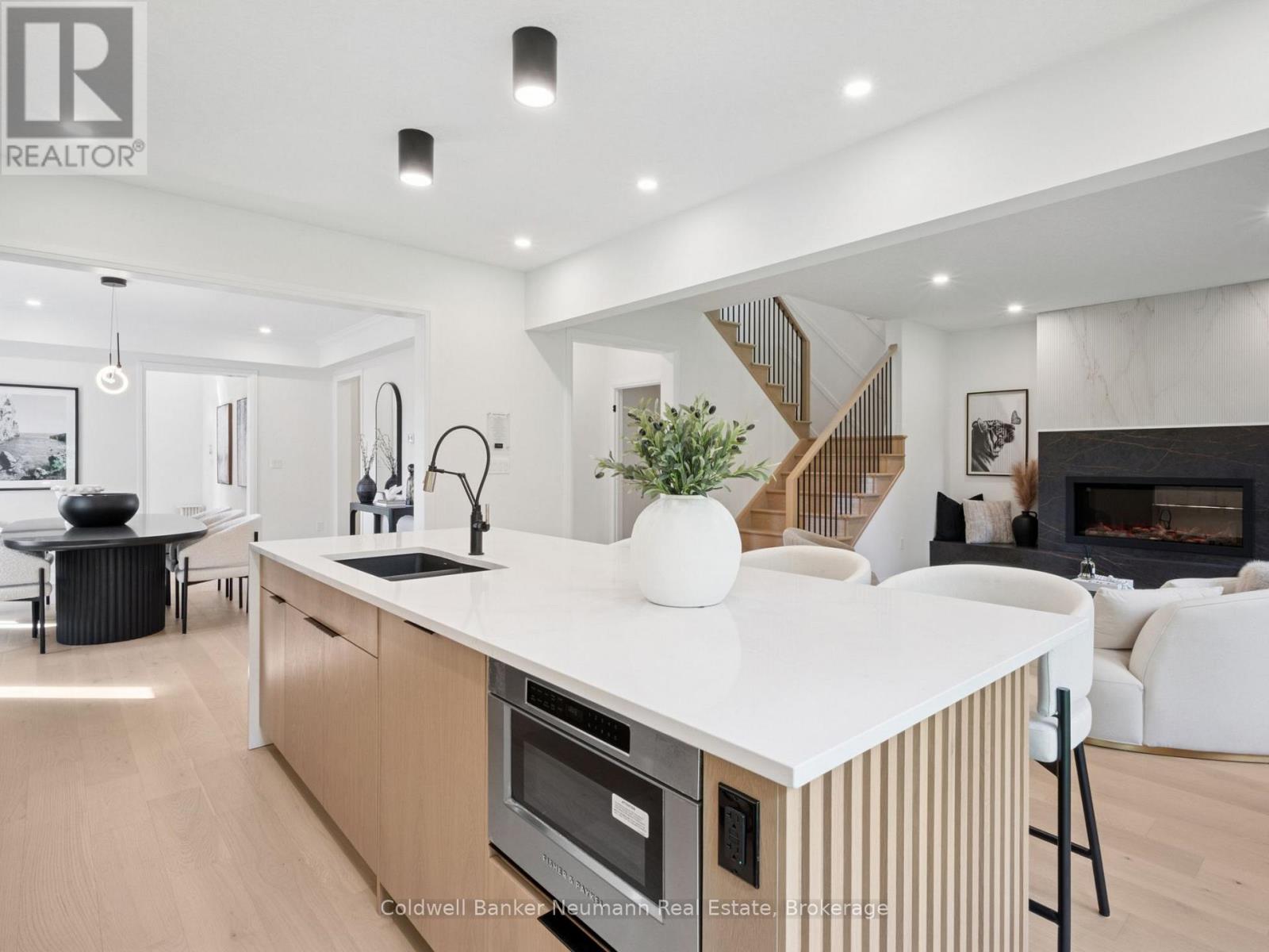 48 Allegro Common, Cambridge, Ontario  N3C 1A5 - Photo 4 - X12998860