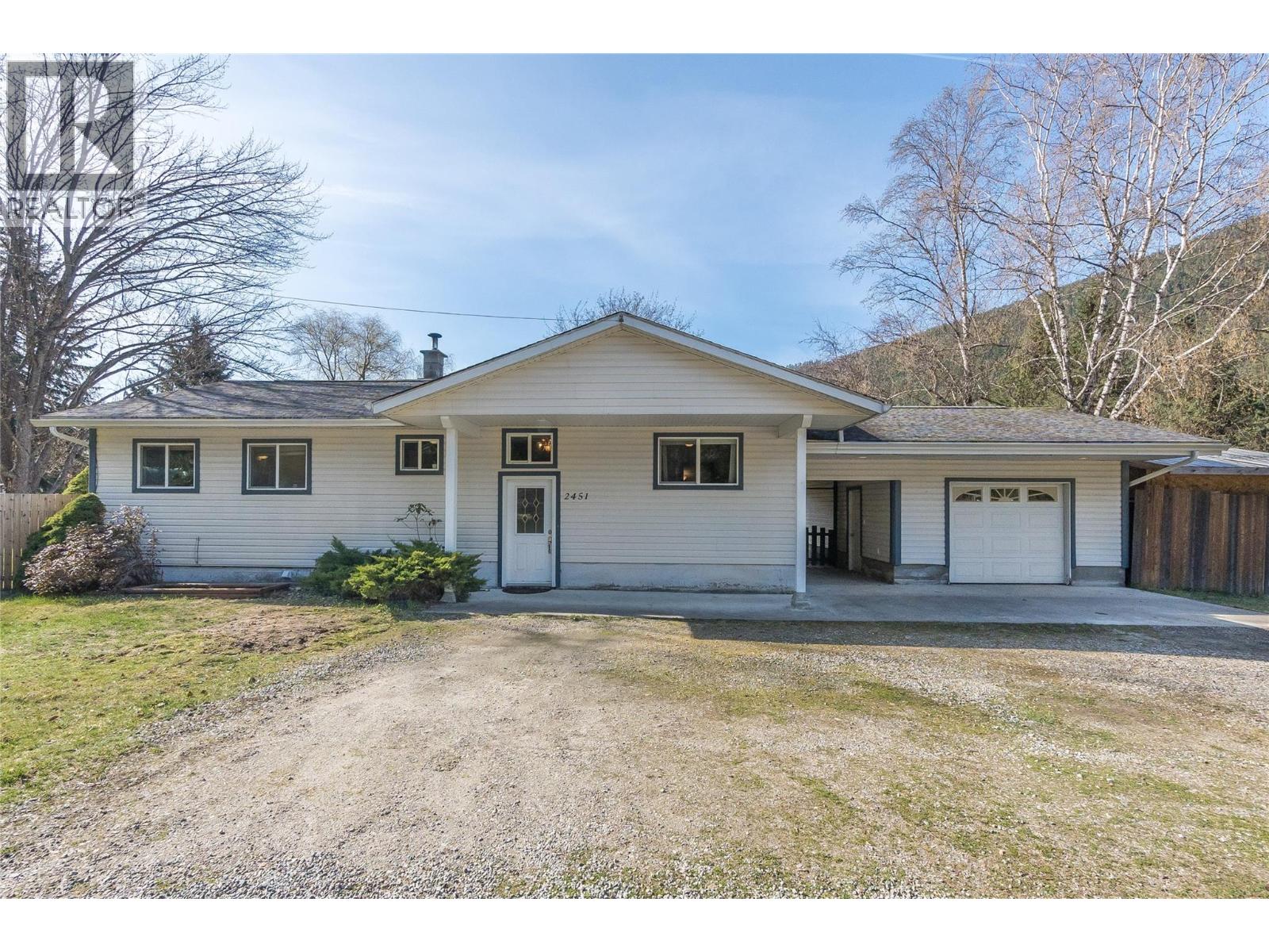 2451 Cunningham Road, Slocan Park, British Columbia  V0G 2E0 - Photo 2 - 10383257