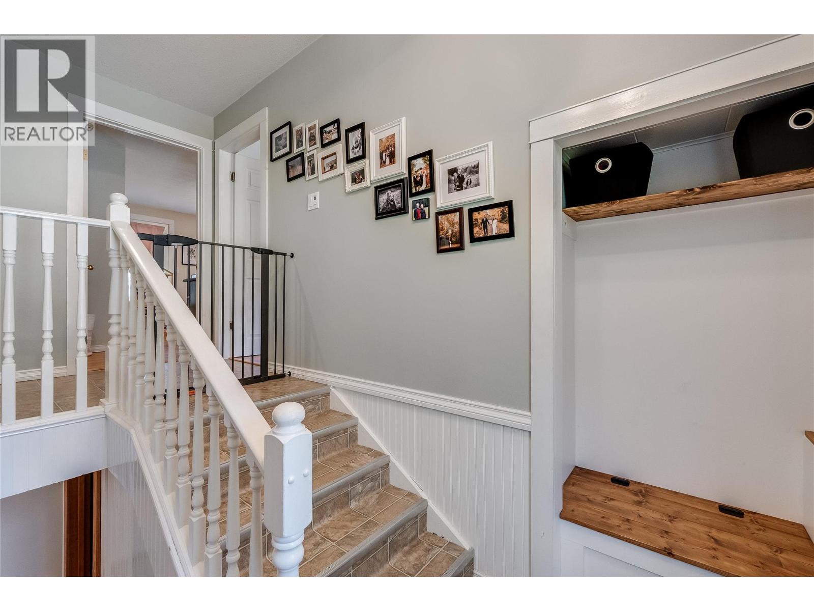 2451 Cunningham Road, Slocan Park, British Columbia  V0G 2E0 - Photo 8 - 10383257