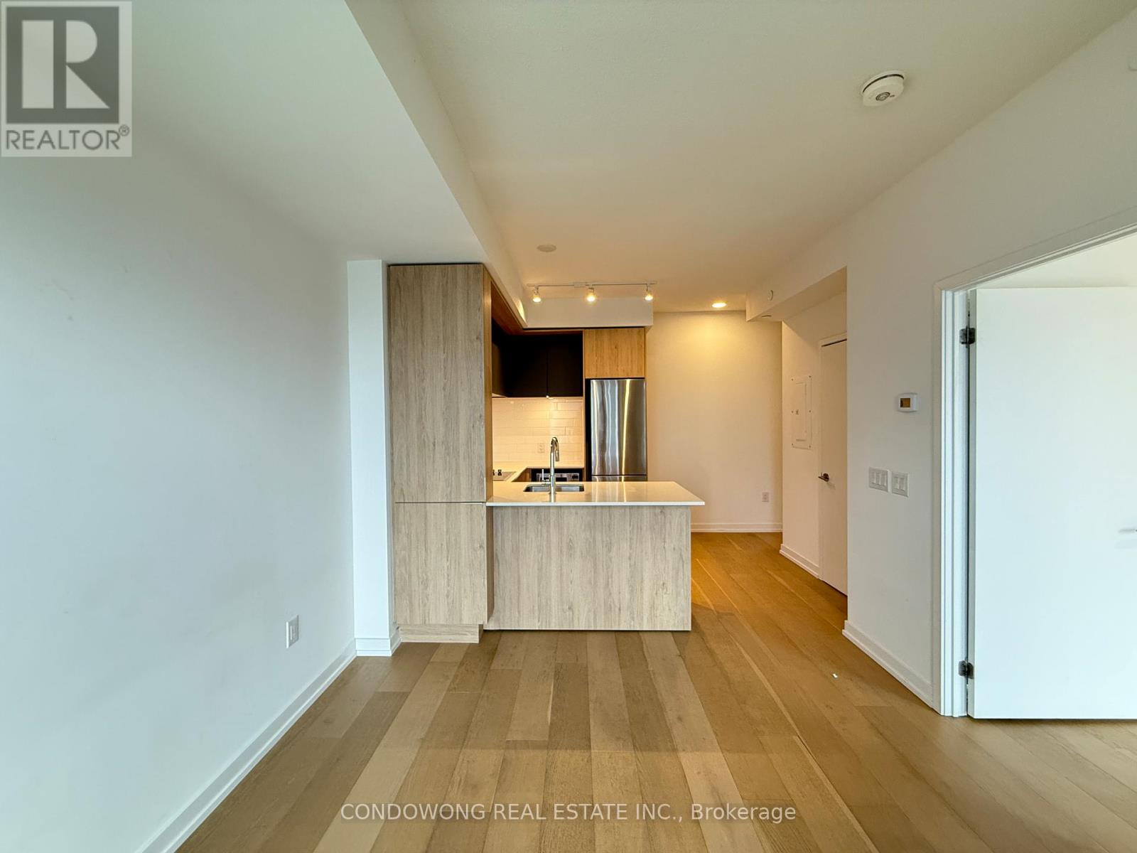 2112 - 225 Sumach Street, Toronto, Ontario  M5A 0P8 - Photo 3 - C12998842