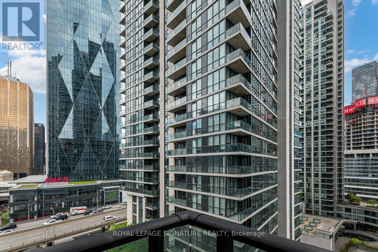 1205 - 33 Bay Street, Toronto, Ontario  M5J 2Z3 - Photo 8 - C12998848