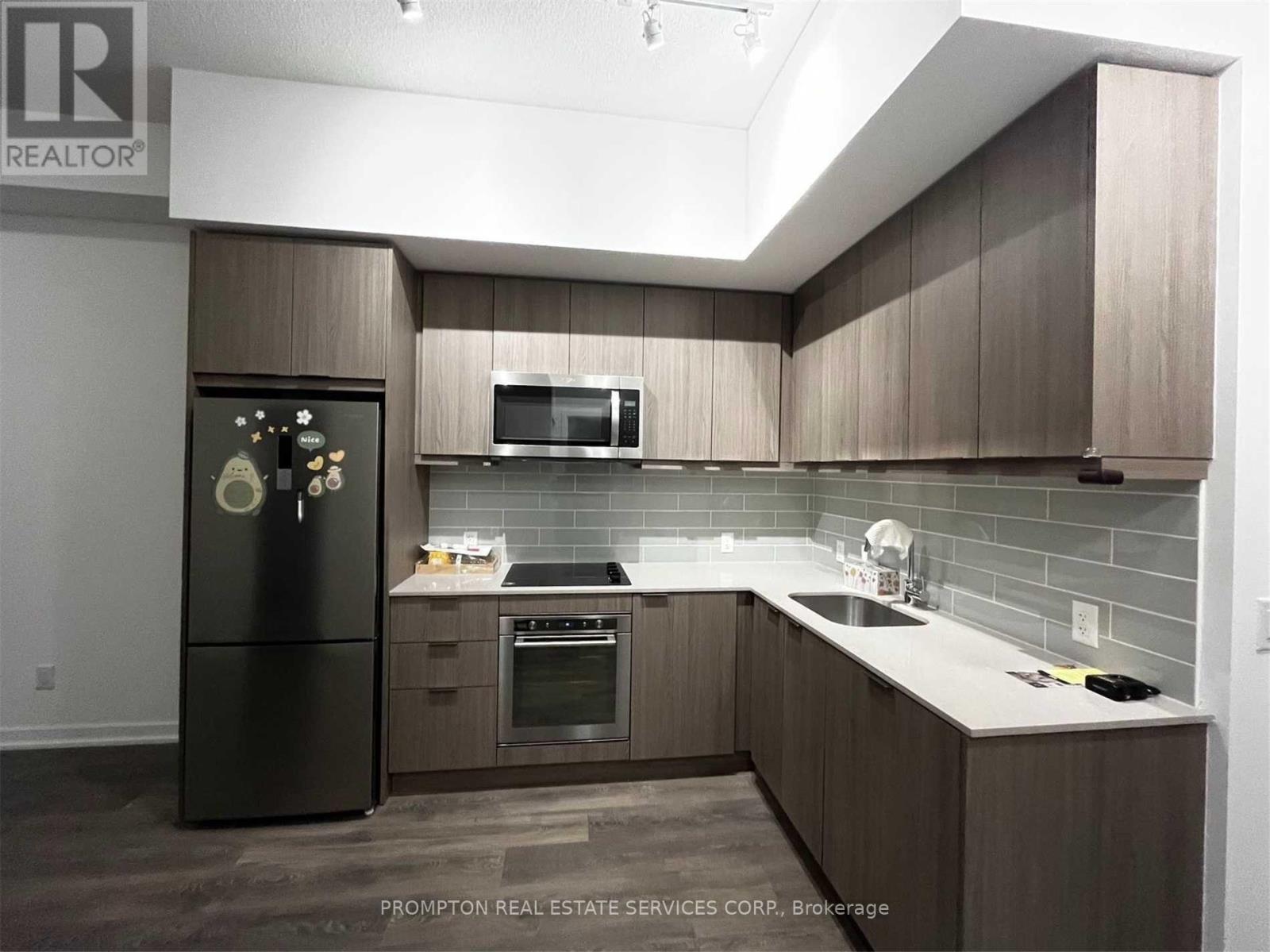 214 - 38 Forest Manor Road, Toronto, Ontario  M2J 1M5 - Photo 2 - C12998874