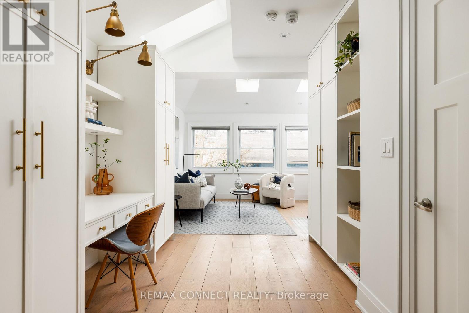 20 Fenwick Avenue, Toronto, Ontario  M4K 3H3 - Photo 22 - E12998852