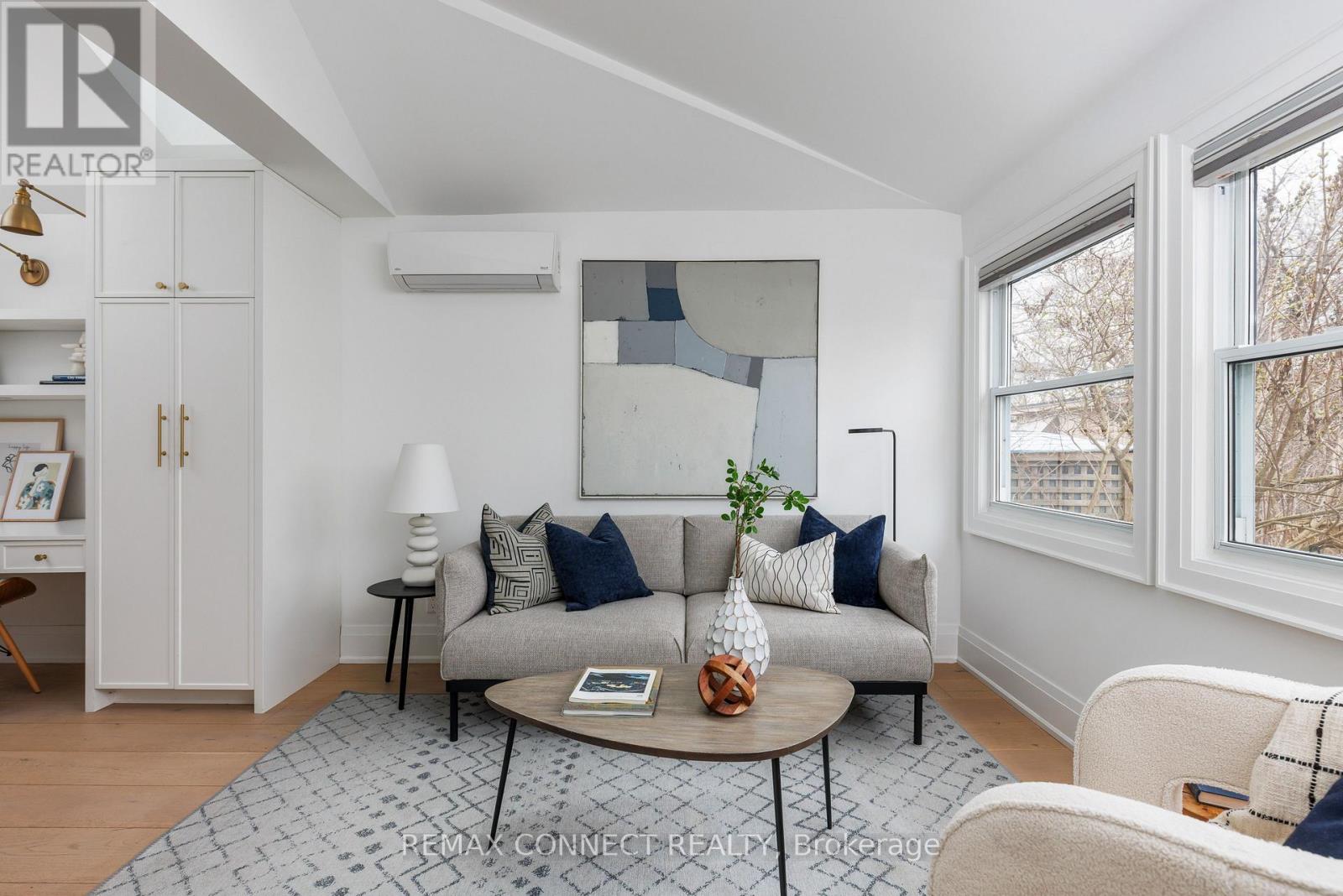 20 Fenwick Avenue, Toronto, Ontario  M4K 3H3 - Photo 25 - E12998852