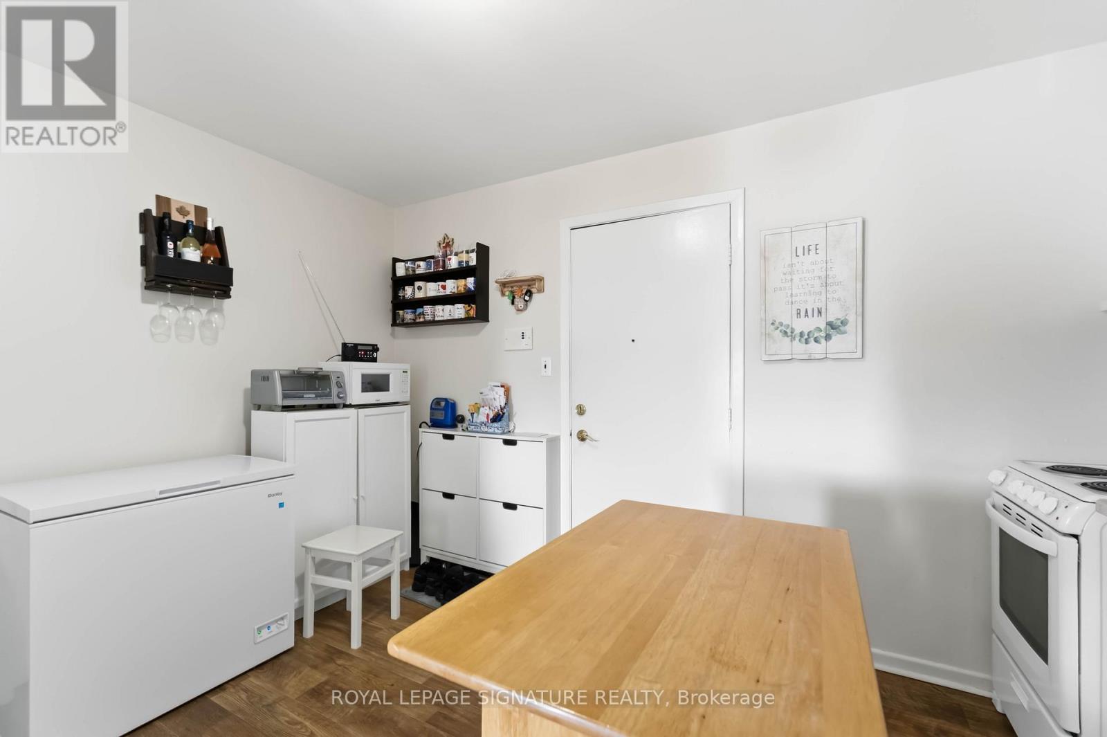 220-228 West Street, Port Colborne, Ontario  L3K 4E3 - Photo 21 - X12996310