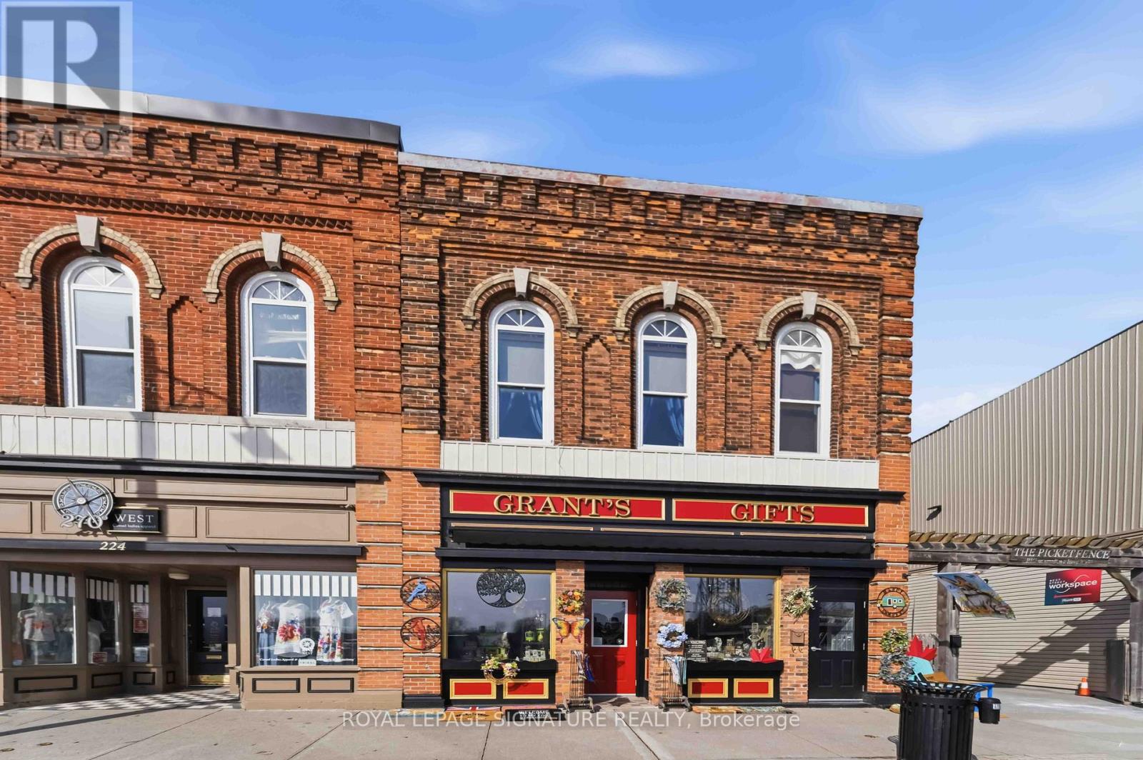 220-228 West Street, Port Colborne, Ontario  L3K 4E3 - Photo 9 - X12996310