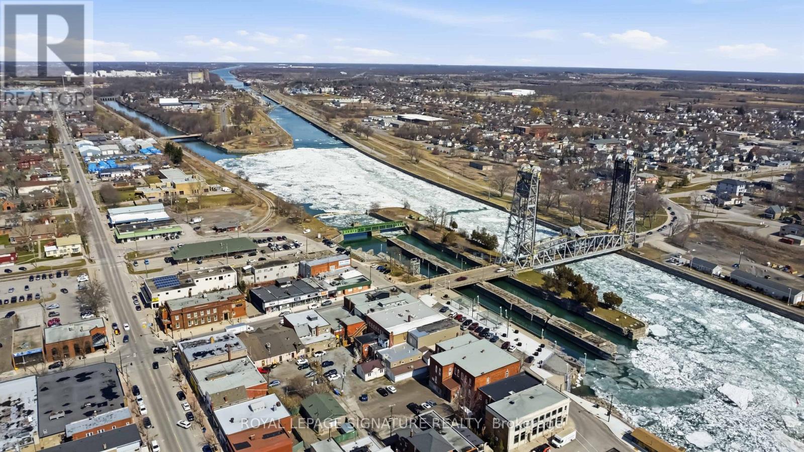 220-228 West Street, Port Colborne, Ontario  L3K 4E3 - Photo 40 - X12996310