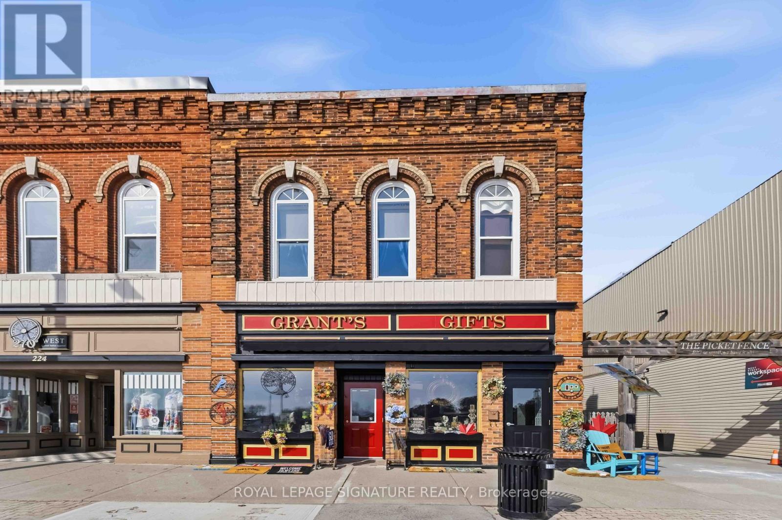 220-228 West Street, Port Colborne, Ontario  L3K 4E3 - Photo 8 - X12996310
