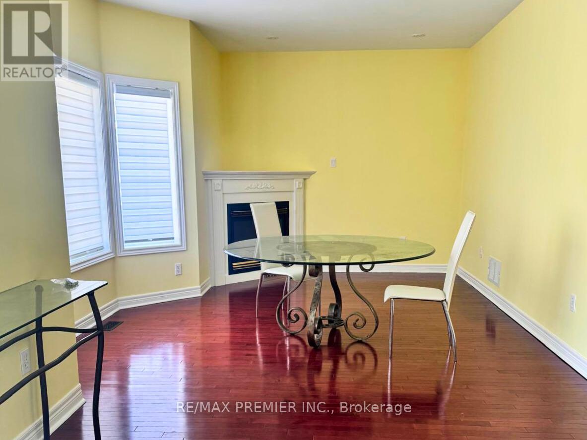 35 Boom Road, Vaughan, Ontario  L6A 3G1 - Photo 10 - N12998878