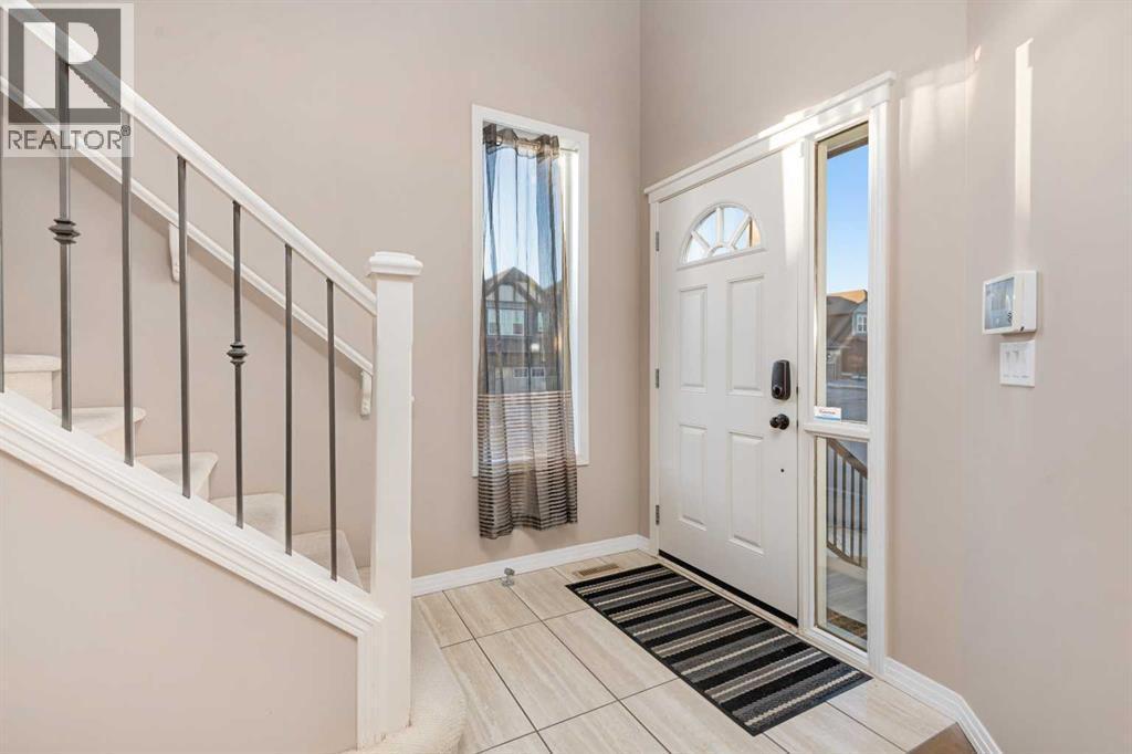 53 Sage Bank Link NW, Calgary, Alberta  T3R 0K1 - Photo 3 - A2280083