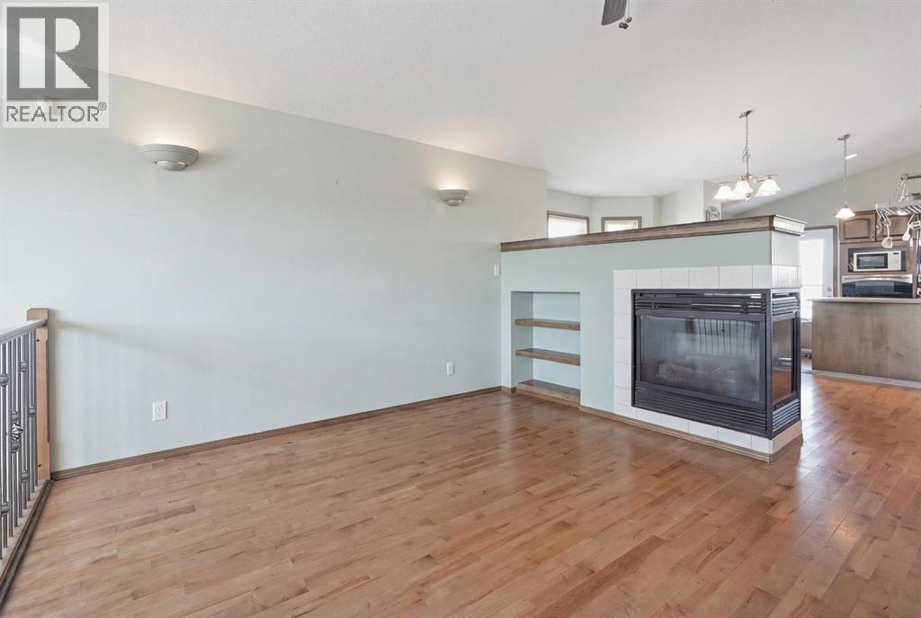 50 Thyrza Burkitt Place N, Lethbridge, Alberta  T1H 5M5 - Photo 4 - A2301459