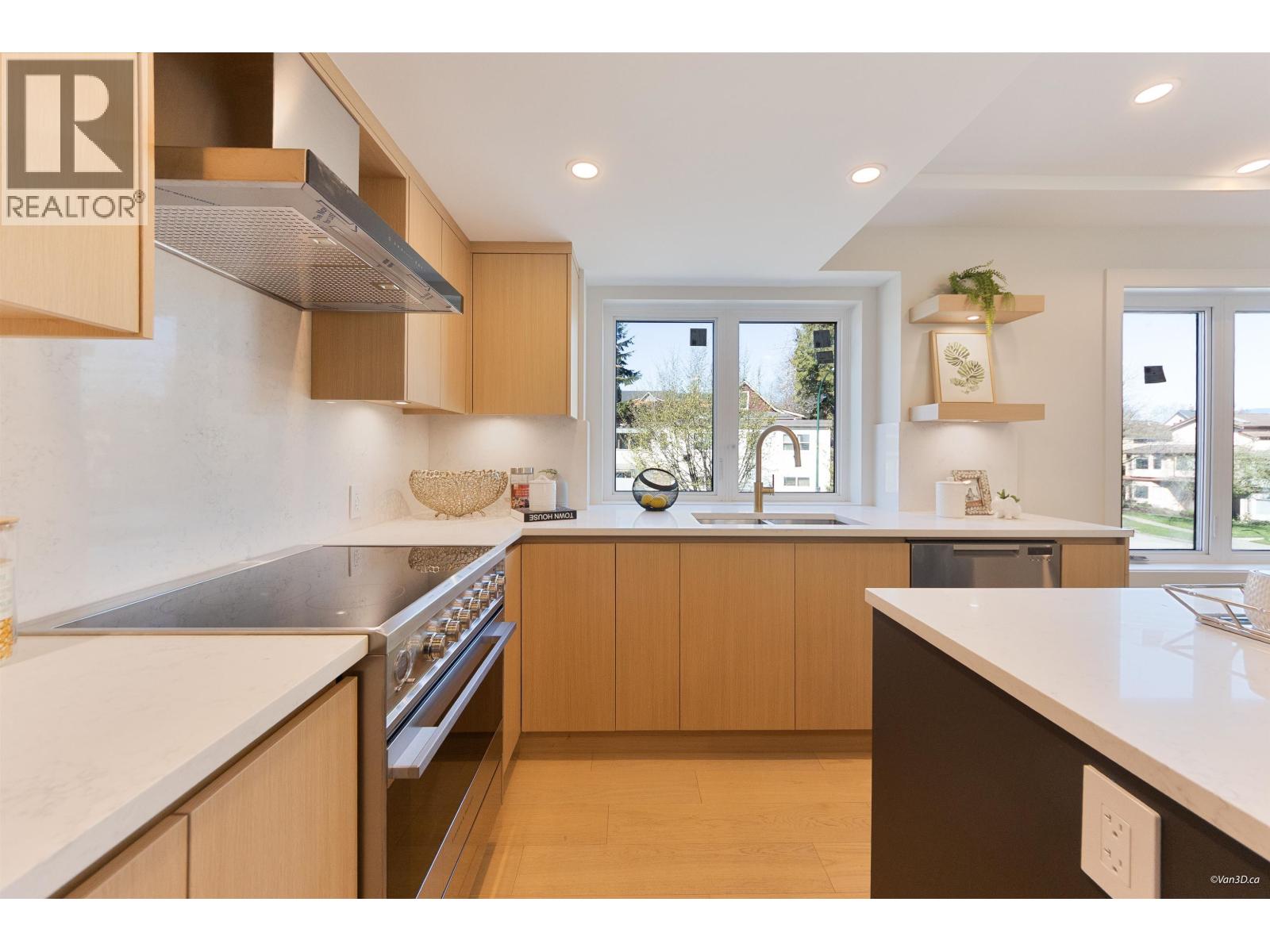 103 1406 E 18th Avenue, Vancouver, British Columbia  V1V 1V1 - Photo 5 - R3111558