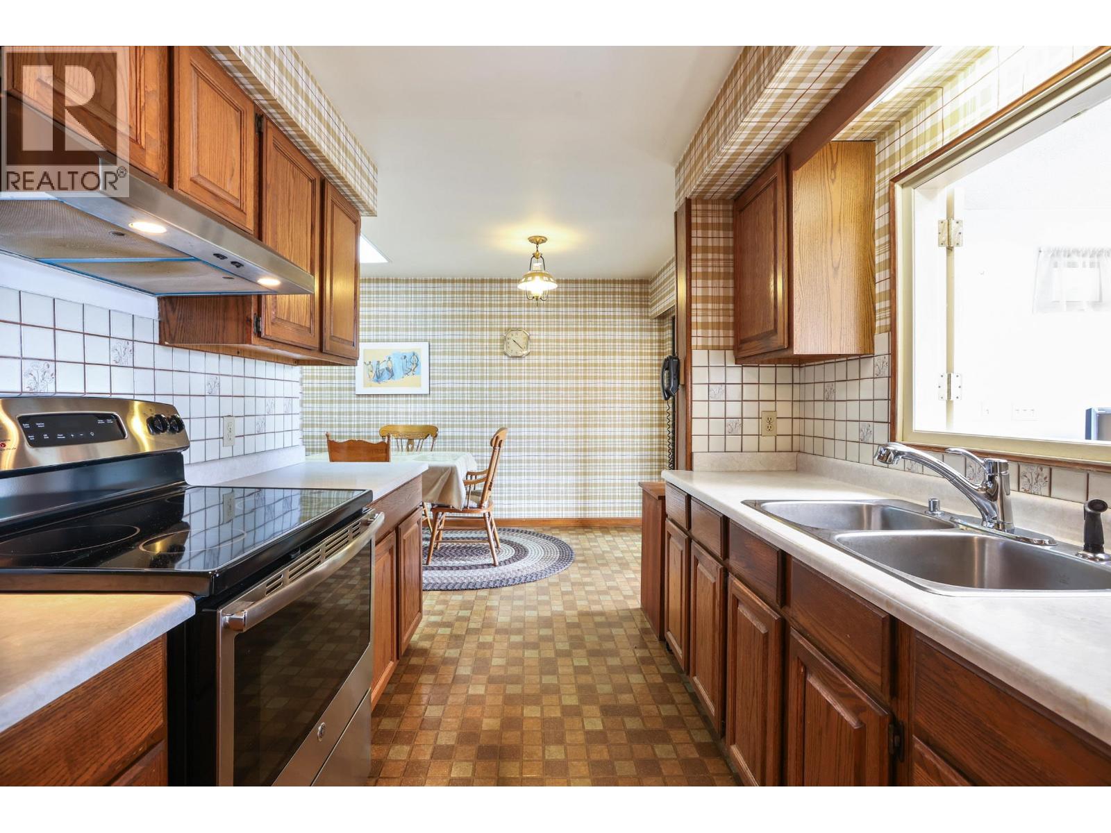 5336 Knight Street, Vancouver, British Columbia  V6P 2T9 - Photo 9 - R3108894