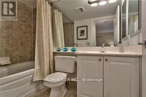 731 - 3888 Duke Of York Boulevard, Mississauga, Ontario  L5B 4P5 - Photo 11 - W12998884