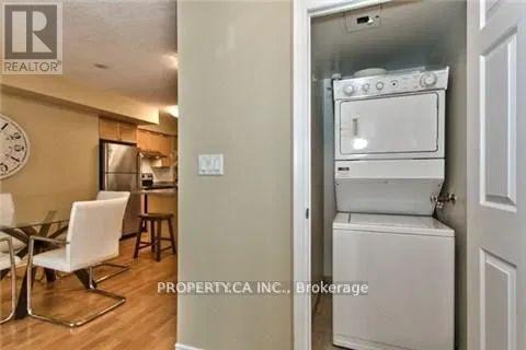 731 - 3888 Duke Of York Boulevard, Mississauga, Ontario  L5B 4P5 - Photo 12 - W12998884
