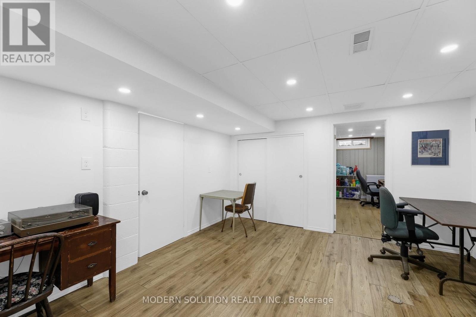 134 Clarke Street N, Woodstock, Ontario N4S 7M7 - Photo 11 - X12998866