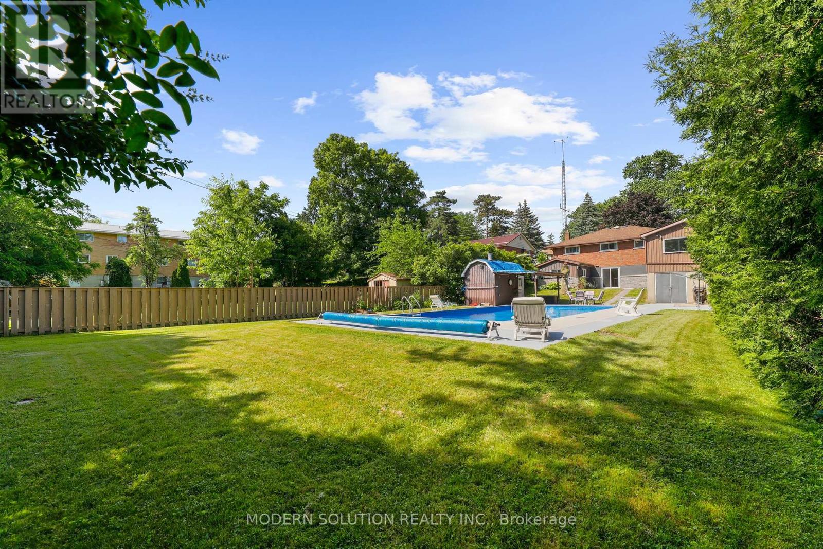 134 Clarke Street N, Woodstock, Ontario N4S 7M7 - Photo 41 - X12998866