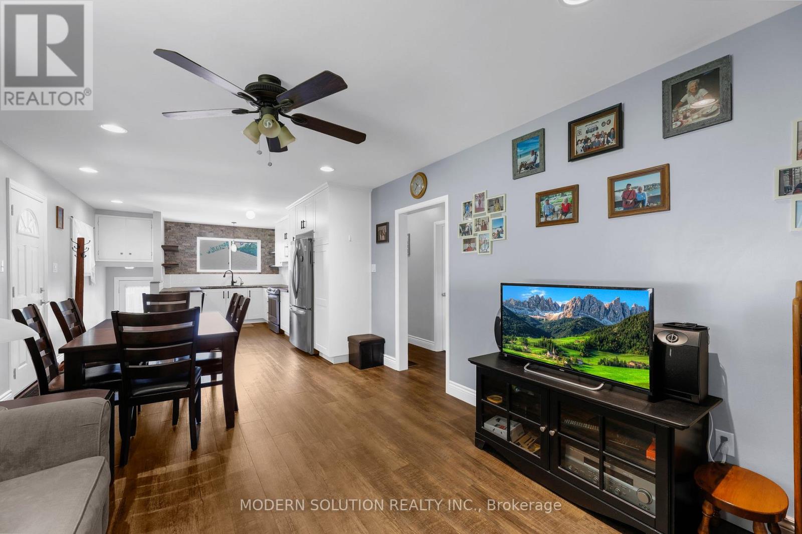 134 Clarke Street N, Woodstock, Ontario N4S 7M7 - Photo 8 - X12998866