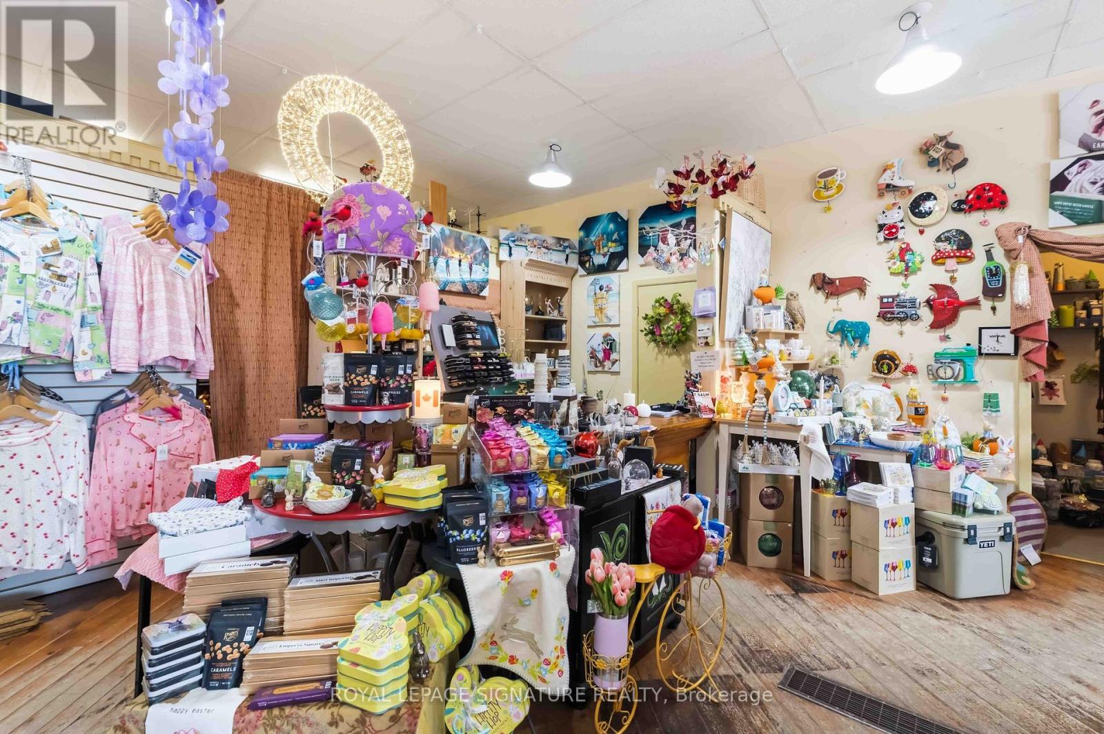 220-228 West Street, Port Colborne, Ontario  L3K 4E3 - Photo 30 - X12996316