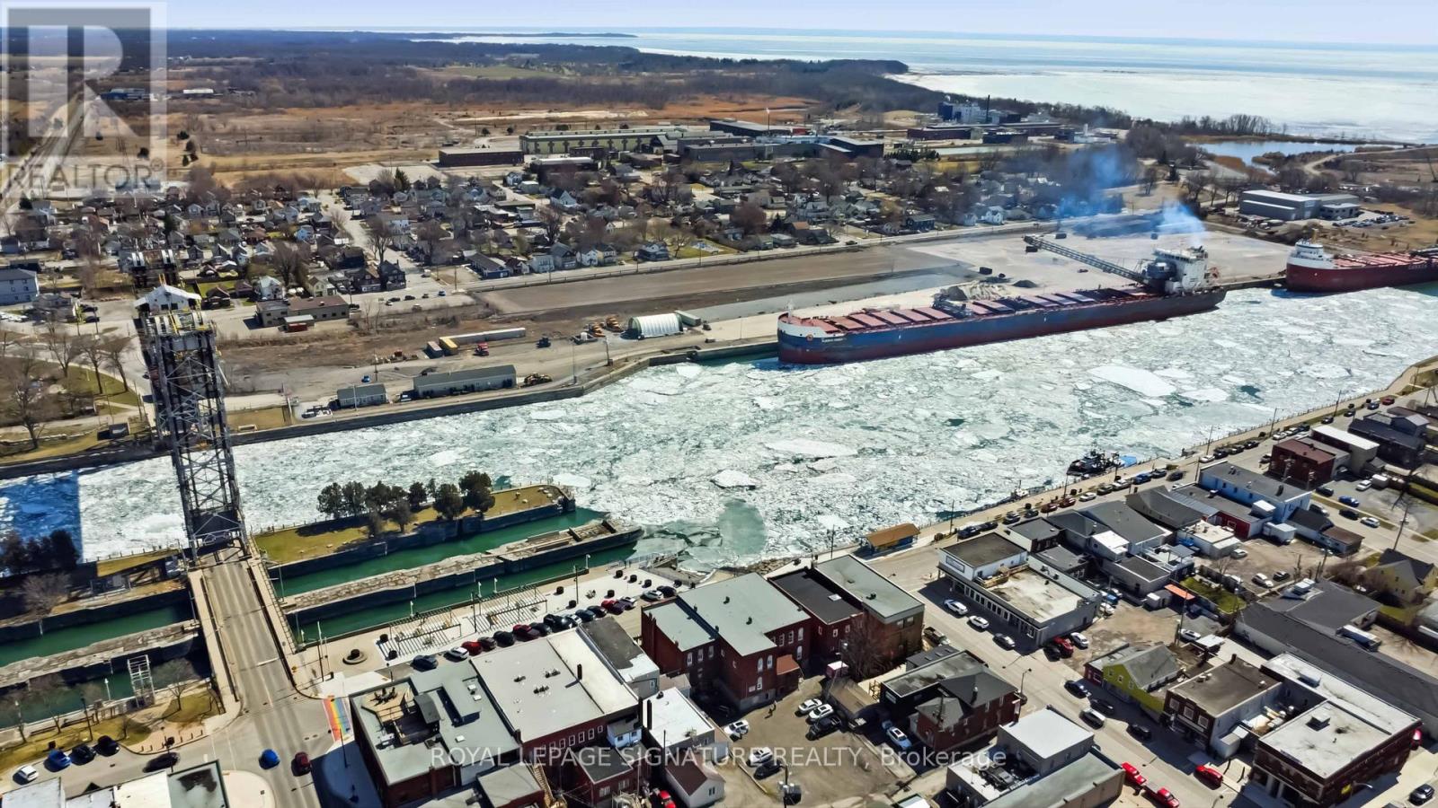 220-228 West Street, Port Colborne, Ontario  L3K 4E3 - Photo 36 - X12996316