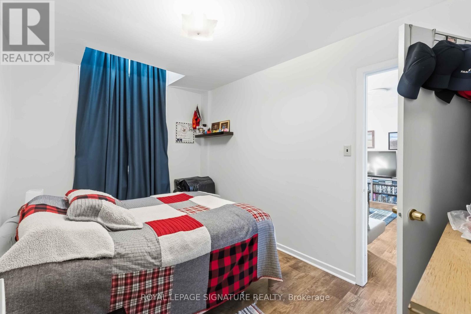 220-228 West Street, Port Colborne, Ontario  L3K 4E3 - Photo 23 - X12996316