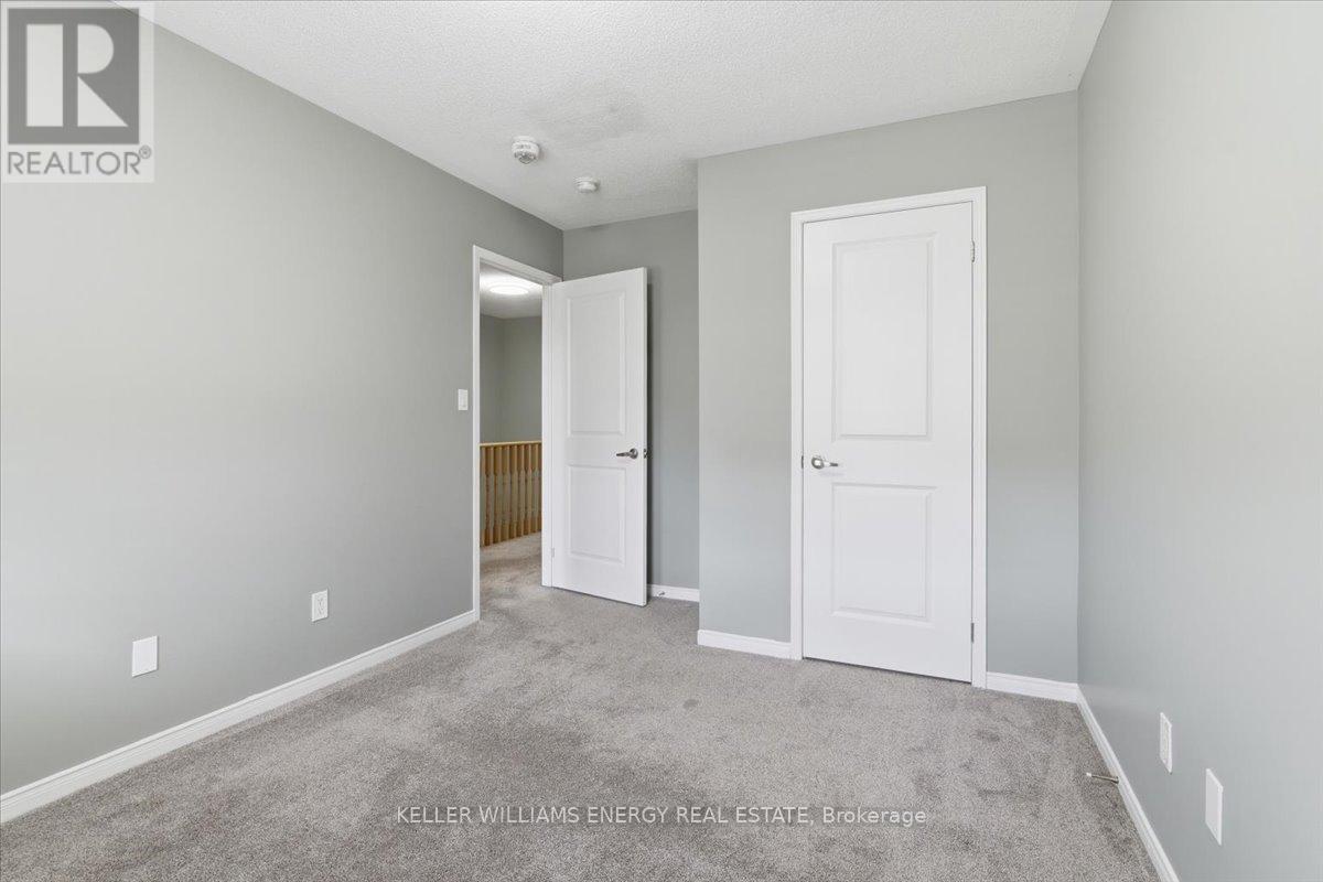 18 Rimrock Crescent, Whitby, Ontario  L1N 0E5 - Photo 16 - E12998934