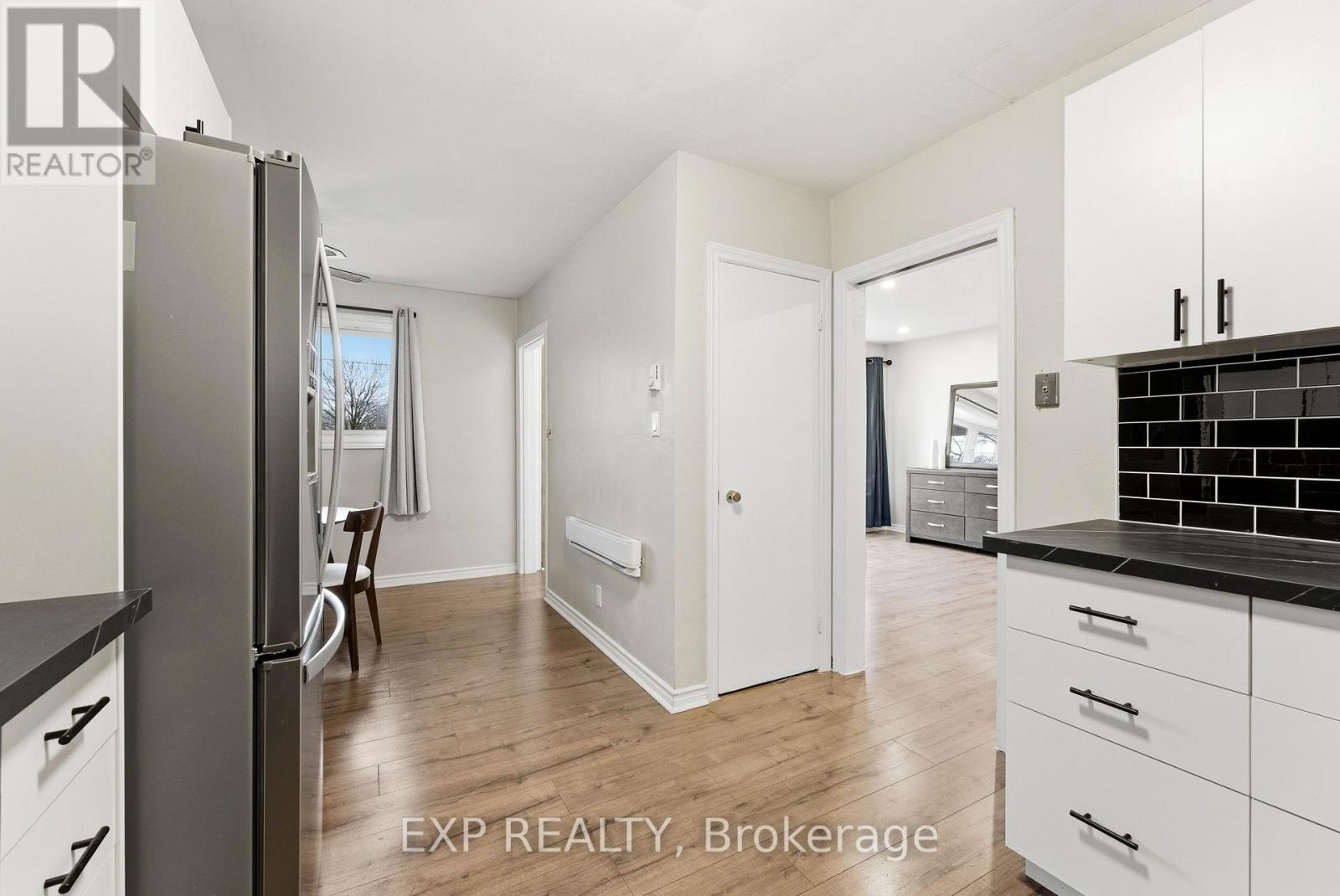 10 Plaza Square, Belleville, Ontario  K8N 4J3 - Photo 10 - X12998944