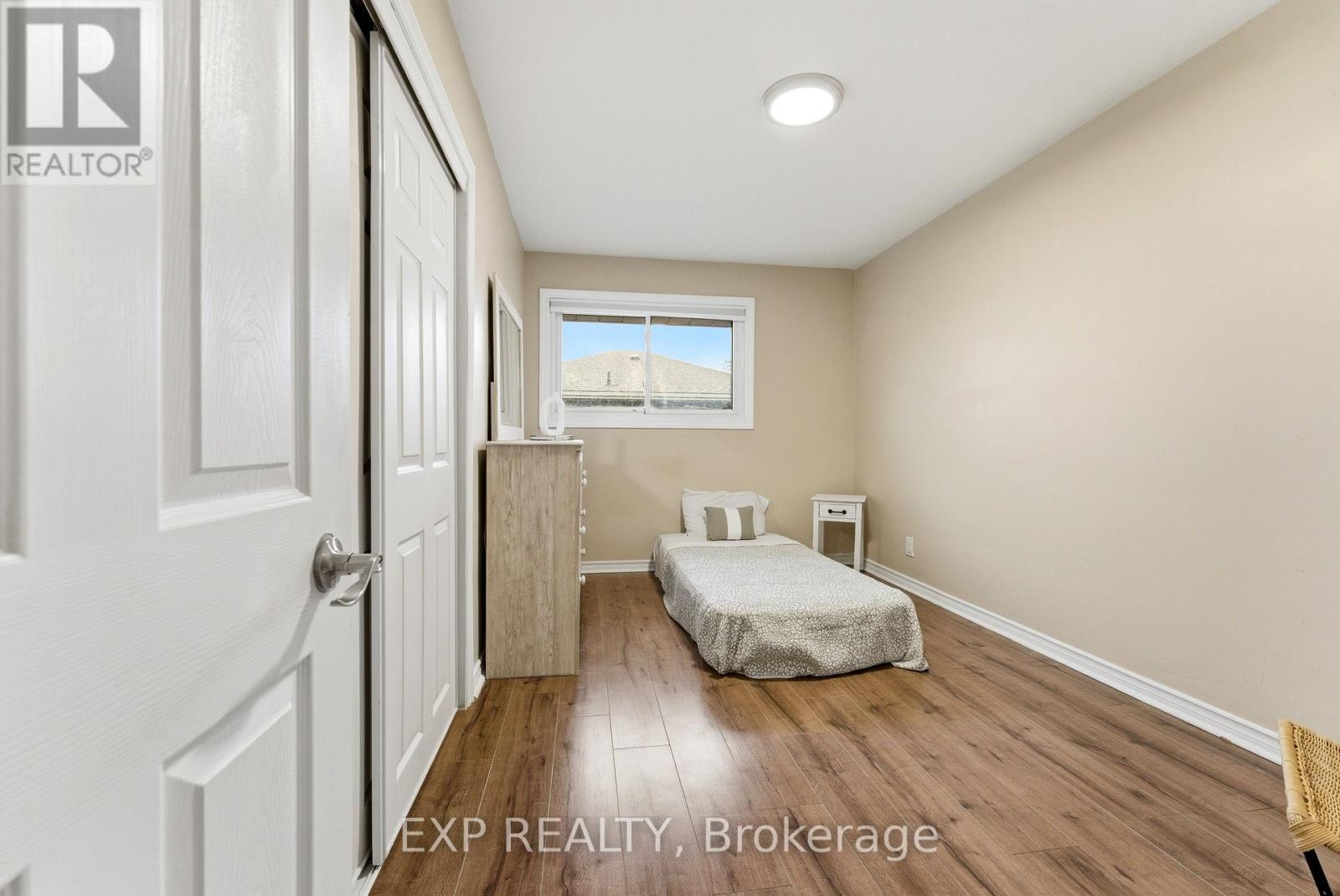 10 Plaza Square, Belleville, Ontario  K8N 4J3 - Photo 17 - X12998944