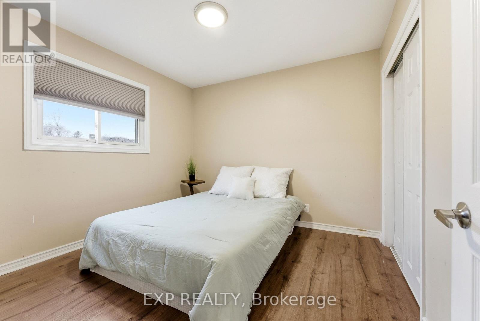 10 Plaza Square, Belleville, Ontario  K8N 4J3 - Photo 20 - X12998944