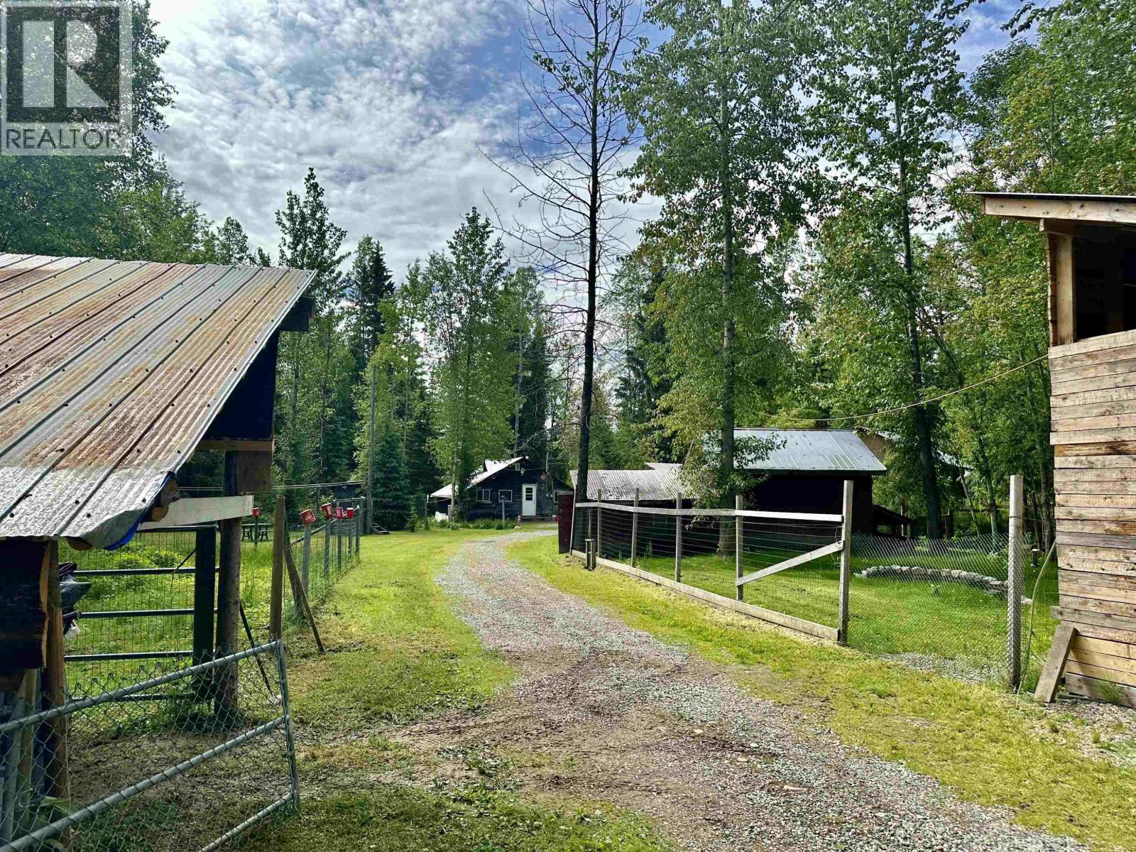 40095 Upper Fraser Road, Prince George, British Columbia  V0J 2B0 - Photo 12 - R3111468