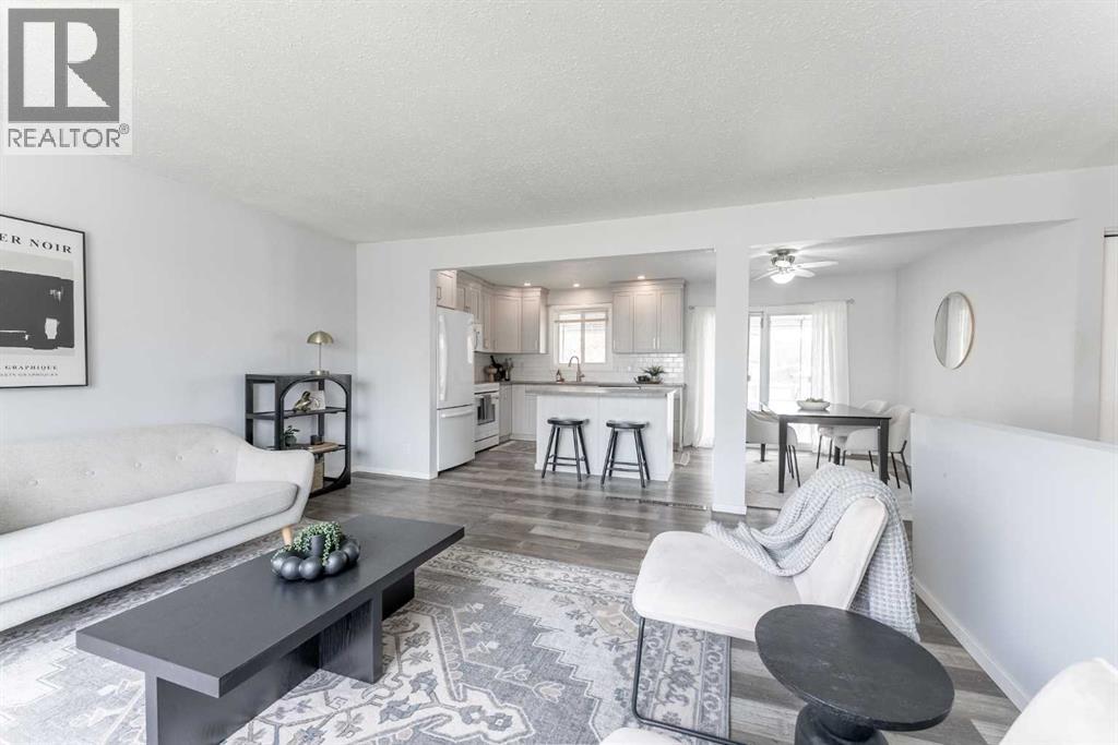 235 15 Street N, Lethbridge, Alberta  T1H 2X5 - Photo 5 - A2301622