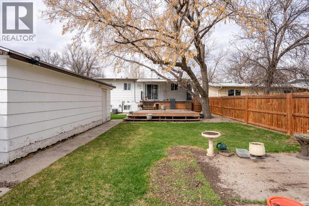 235 15 Street N, Lethbridge, Alberta  T1H 2X5 - Photo 31 - A2301622