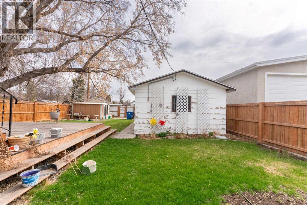 235 15 Street N, Lethbridge, Alberta  T1H 2X5 - Photo 27 - A2301622