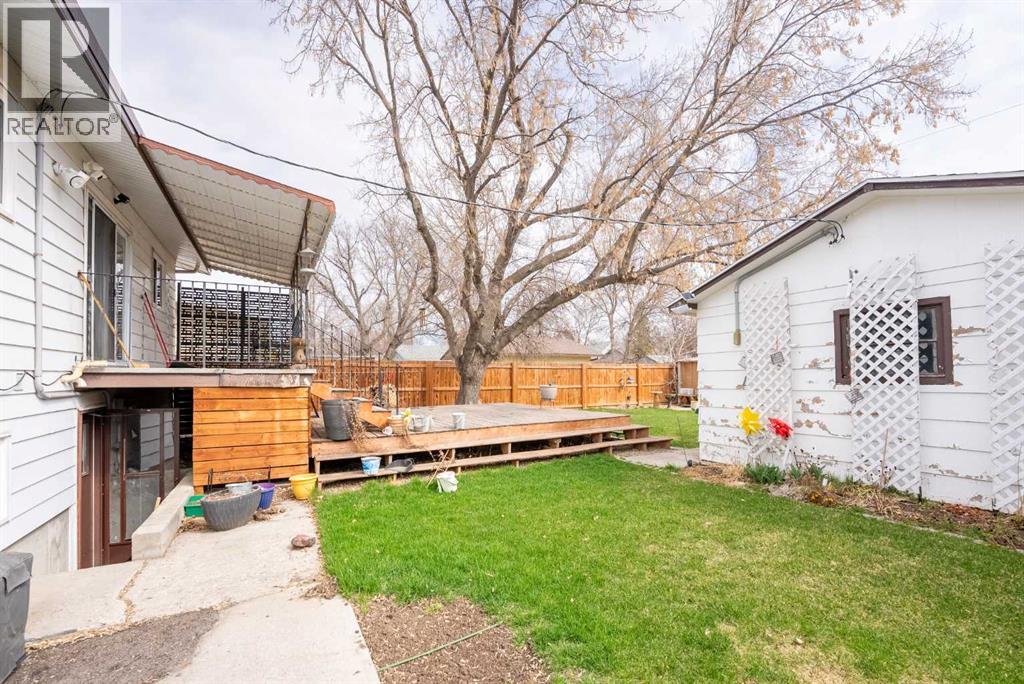 235 15 Street N, Lethbridge, Alberta  T1H 2X5 - Photo 28 - A2301622