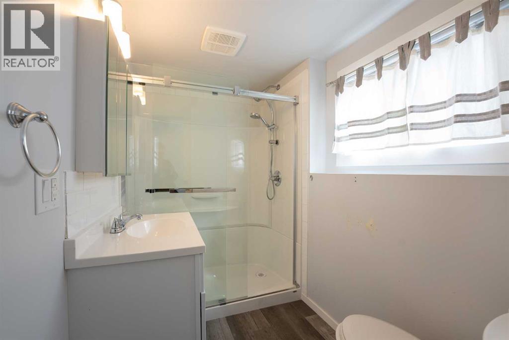 235 15 Street N, Lethbridge, Alberta  T1H 2X5 - Photo 22 - A2301622