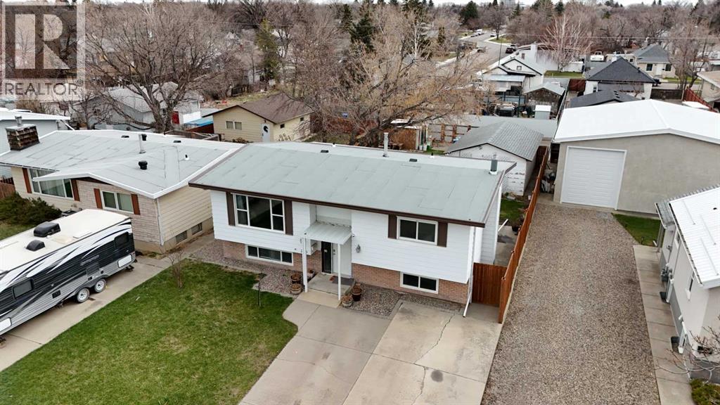 235 15 Street N, Lethbridge, Alberta  T1H 2X5 - Photo 39 - A2301622