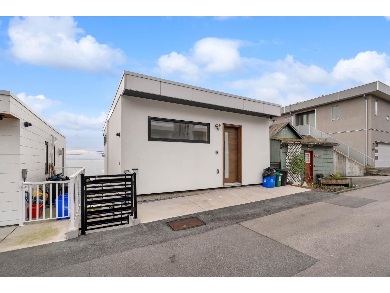 15377 Marine Drive, White Rock, British Columbia  V4B 1C8 - Photo 36 - R3111540