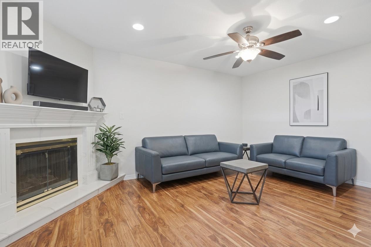 716 Crane Place, New Westminster, British Columbia V3M 6P5 - Photo 9 - R3111481