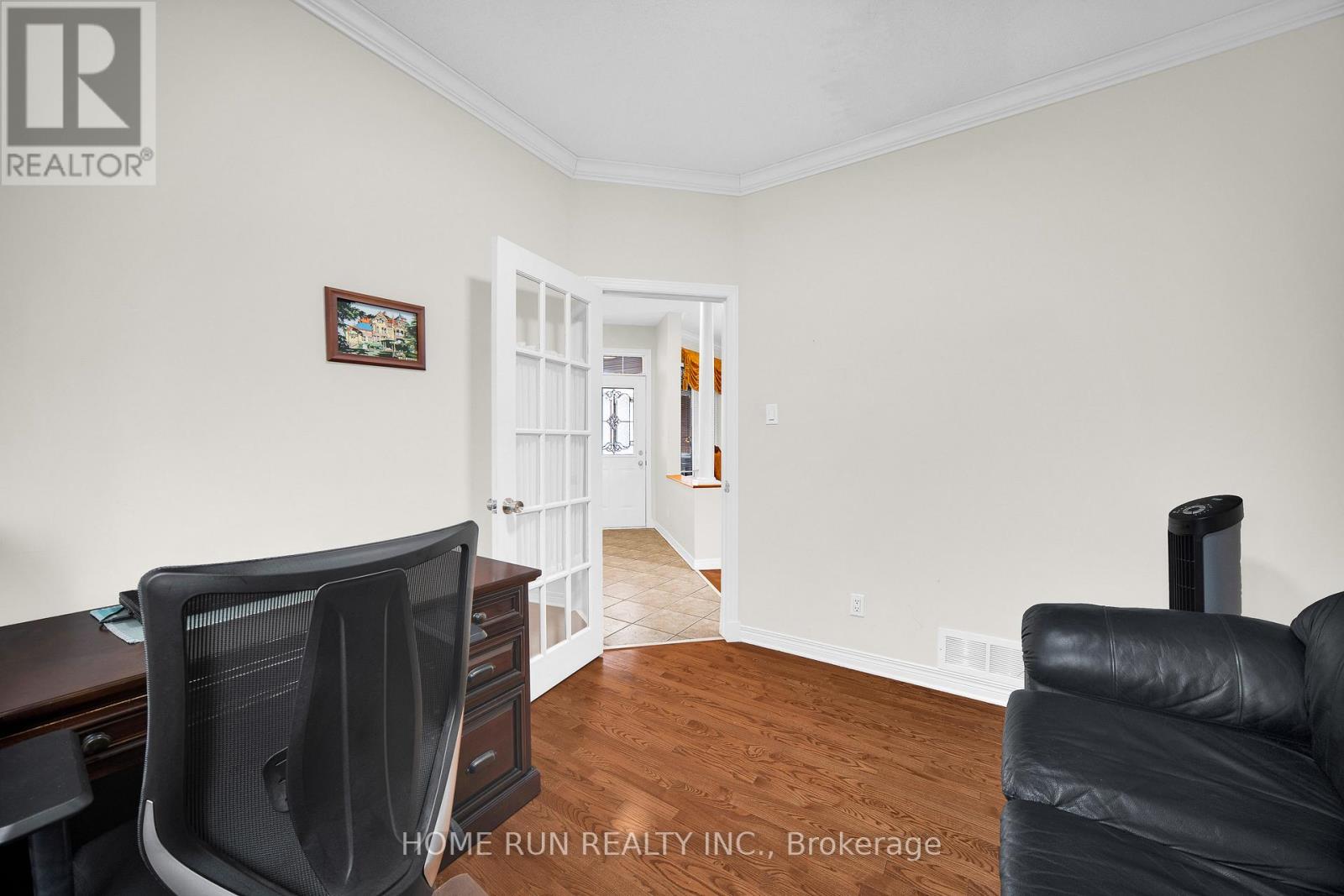 106 Portrush Avenue, Ottawa, Ontario  K2J 5J2 - Photo 6 - X12998956