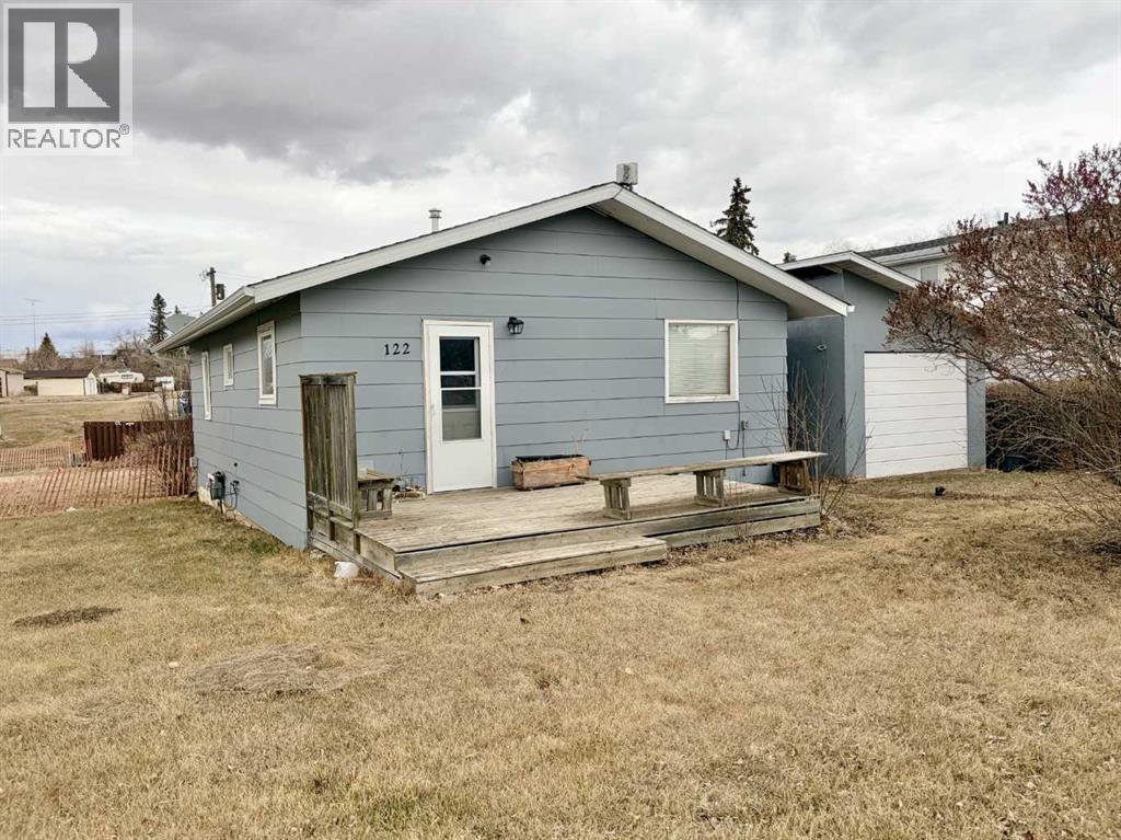 122 Trochu Avenue, Trochu, Alberta  T0M 2C0 - Photo 10 - A2300276