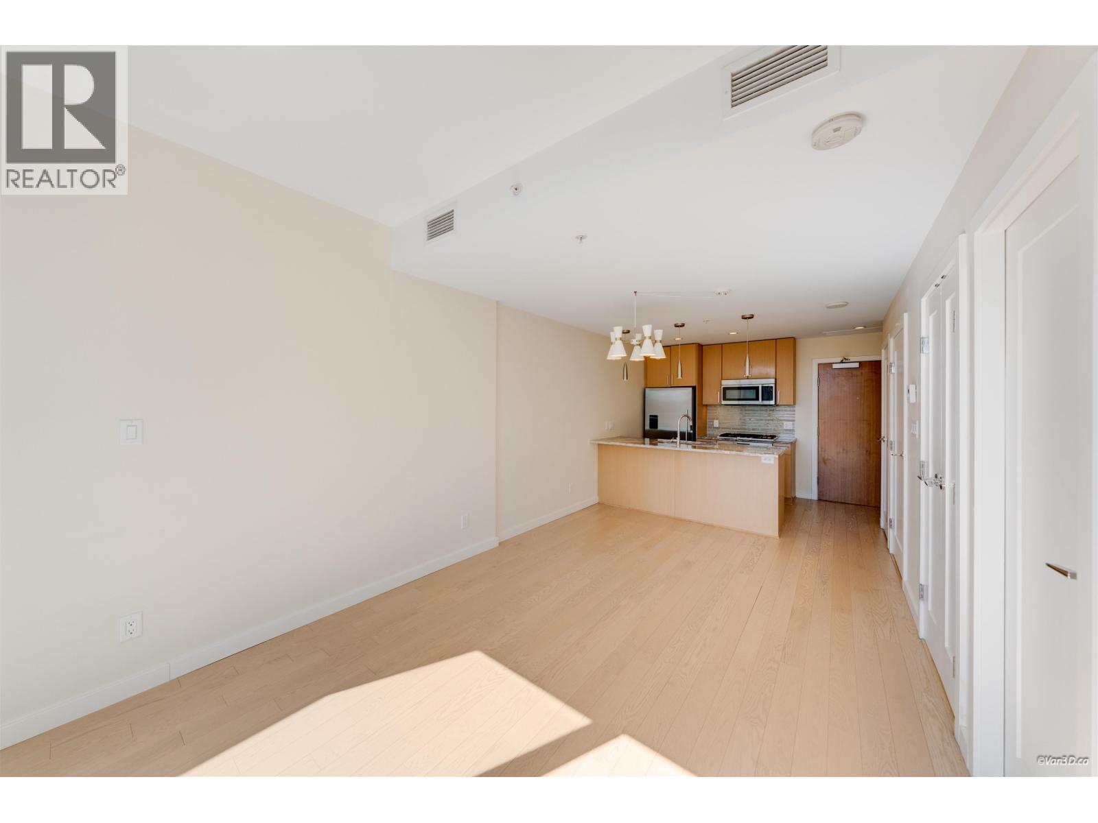 1002 88 W 1st Avenue, Vancouver, British Columbia  V5Y 0K2 - Photo 11 - R3111282