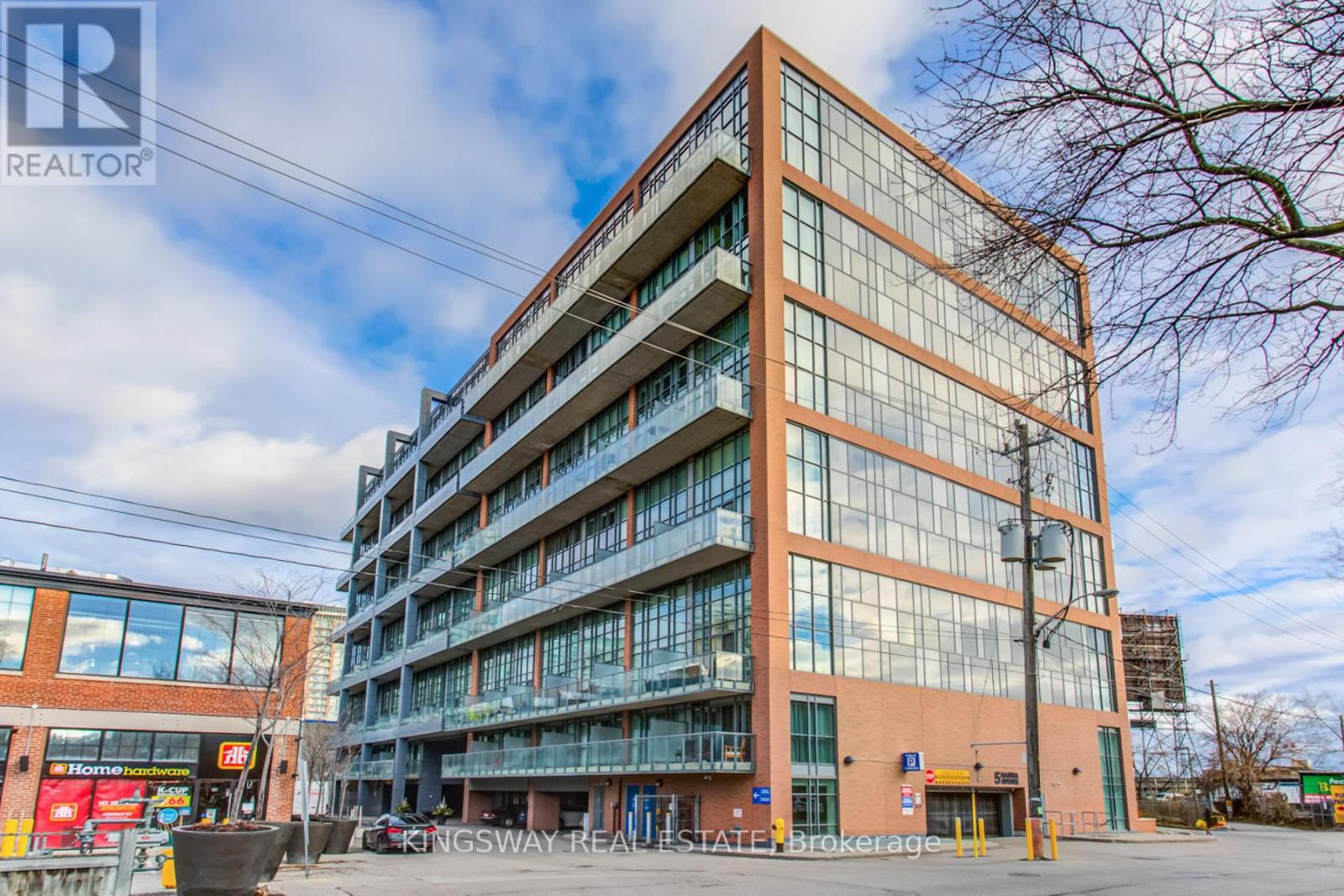 332 - 5 HANNA AVENUE, Toronto, Ontario