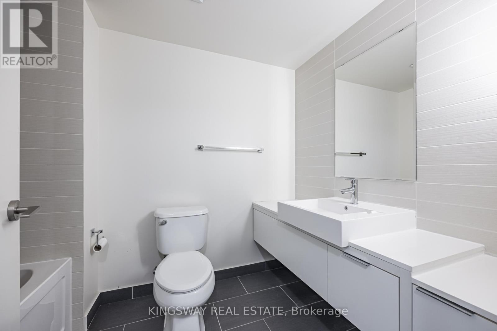 332 - 5 Hanna Avenue, Toronto, Ontario  M6K 0B3 - Photo 20 - C12998962