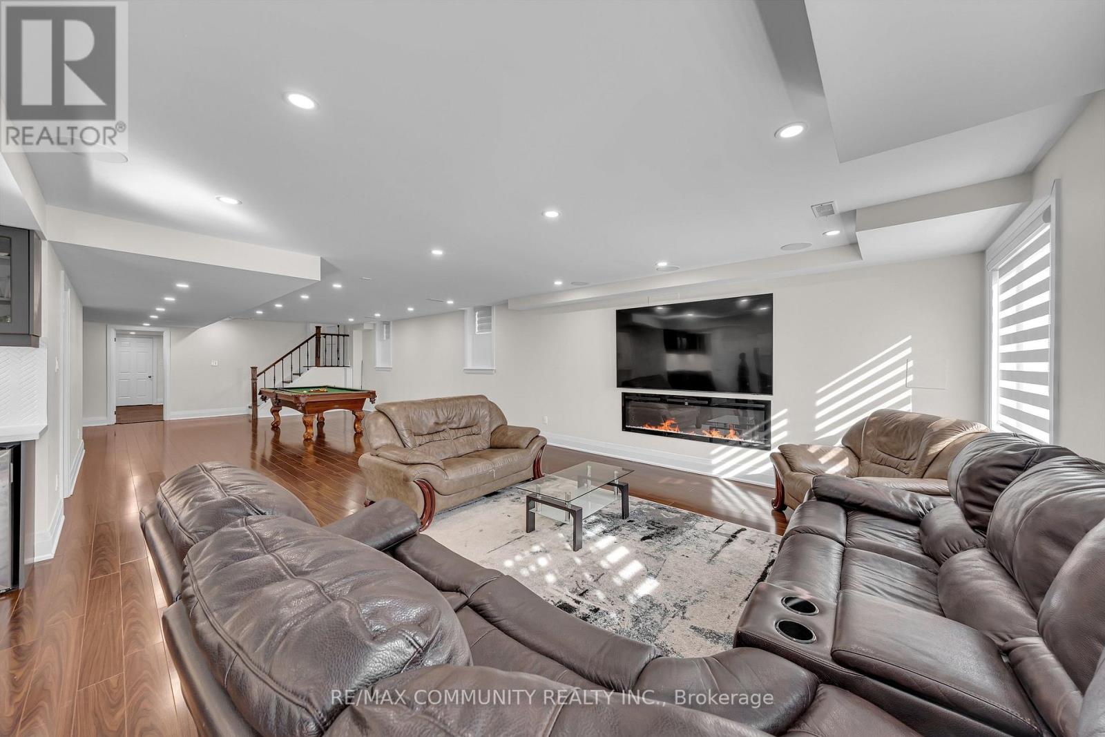 2489 Florentine Place, Pickering, Ontario  L1X 0H2 - Photo 35 - E12998972