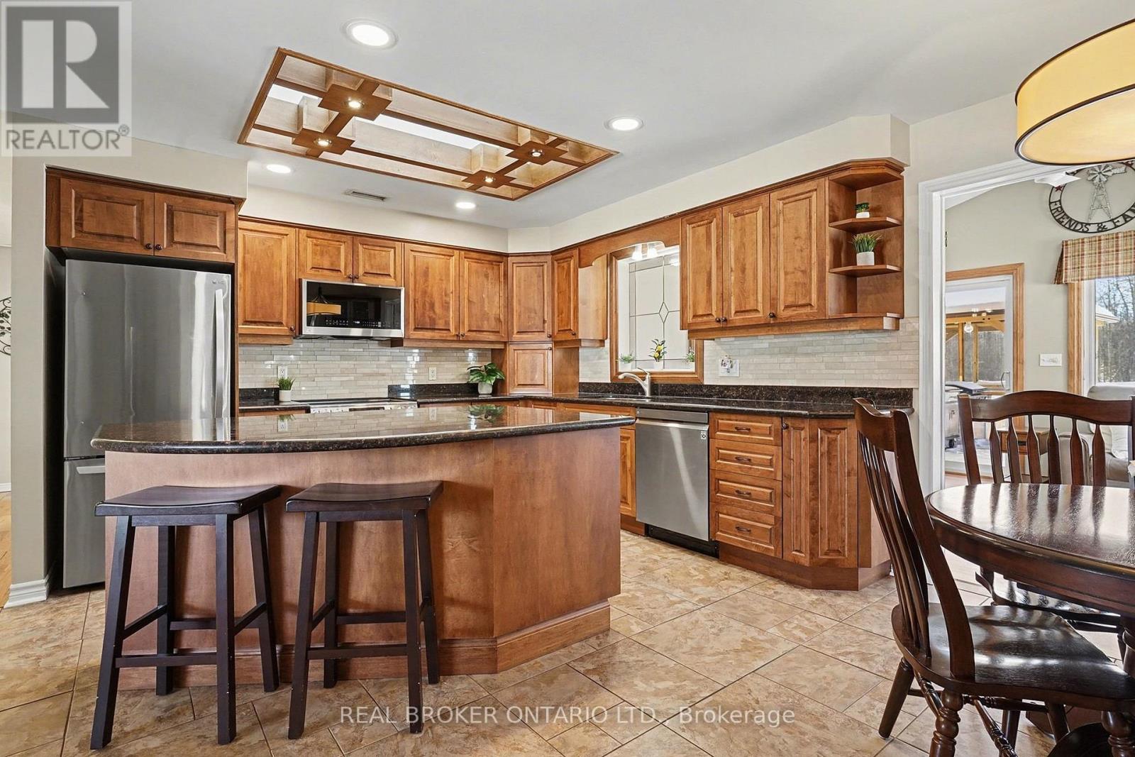 13382 Torbram Road, Caledon, Ontario  L7C 2S8 - Photo 8 - W12751558