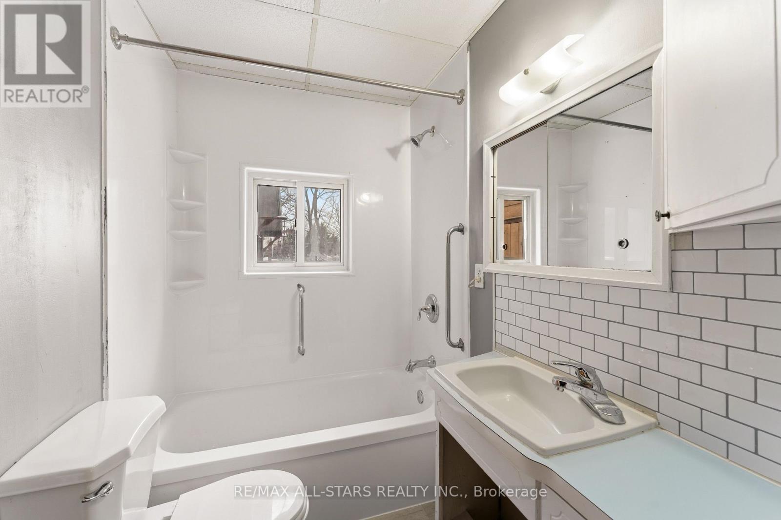 46 Helen Street, Kawartha Lakes, Ontario  K0M 1N0 - Photo 16 - X12823662